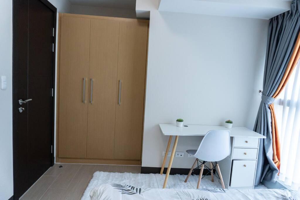 A2J Luxury 2Br Bgc Uptown Suite Near Uptown Mall Manila Zewnętrze zdjęcie