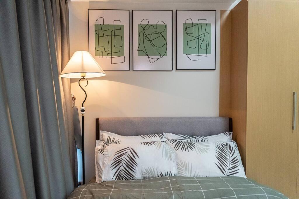 A2J Luxury 2Br Bgc Uptown Suite Near Uptown Mall Manila Zewnętrze zdjęcie