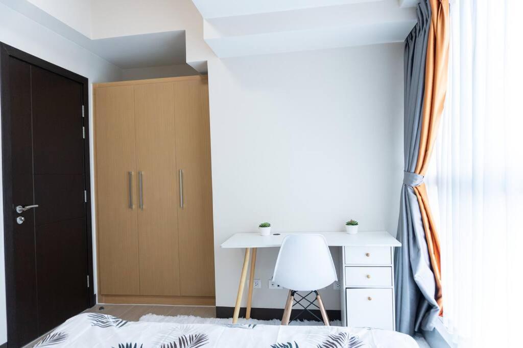 A2J Luxury 2Br Bgc Uptown Suite Near Uptown Mall Manila Zewnętrze zdjęcie